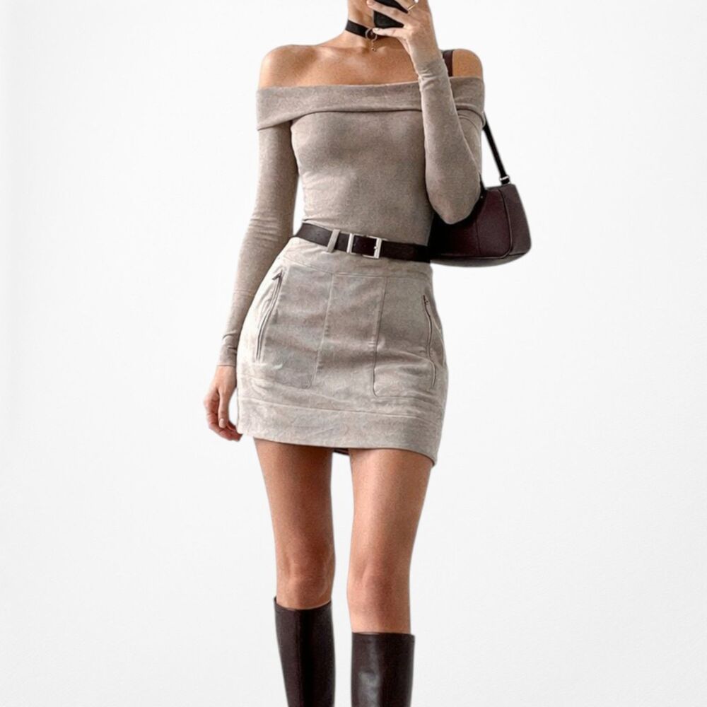 Vintage Y2K 90s Brown Low High Rise Suede Mini Bodycon Skirt Size XS/S